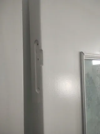 Puerta madera con cristales