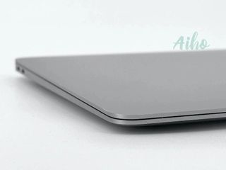 MacBook Air 13" (2019) Intel Core i5 1.6GHz 2 núcleos - SSD 128GB - RAM 8GB - Gris Espacial