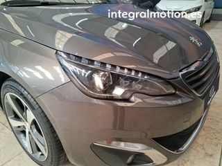 Peugeot 308 5p Allure 1.2 130 S&S