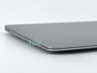 MacBook Air 13" M1 (2020) 8 CPU/7 GPU núcleos - SSD 256Gb - RAM 8Gb - Gris Espacial