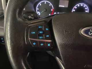 FORD TRANSIT CUSTOM 2.0 TDCI AMBIENTE COMBI 9 PLAZ