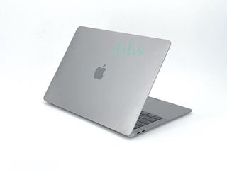 MacBook Air 13" M1 (2020) 8 CPU/7 GPU núcleos - SSD 512Gb - RAM 8Gb - Gris Espacial