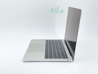 MacBook Pro 13" (2017) Intel Core i5 3.1GHz 2 núcleos - SSD 256Gb - RAM 8Gb - Plata