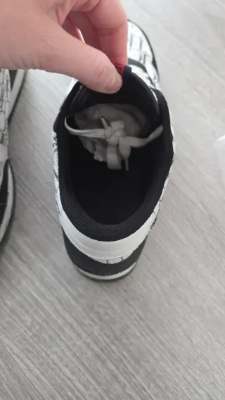 Deportivas Carolina Herrera CH Blancas y Negras