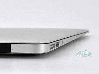 MacBook Air 13" - Intel Core i5 1.8GHz 2 núcleos - SSD 512GB - RAM 8GB