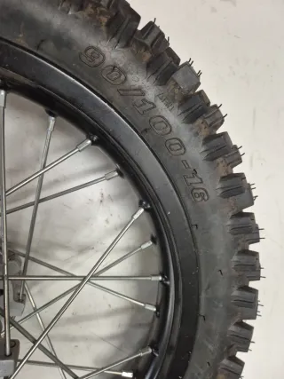 Rueda Trasera 16 AGB 30