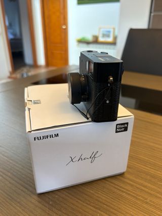Fujifilm Xhalf Cámara Negra