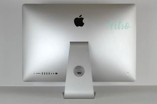 iMac 27" 5K (2019) - Intel Core i5 6 núcleos 3.0GHz - 1Tb Fusion Drive - RAM 16Gb