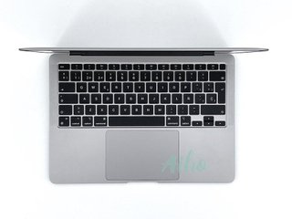 MacBook Air 13" (2018) Intel Core i5 1.6GHz 2 núcleos - SSD 128GB - RAM 8GB - Gris Espacial