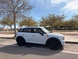 MINI Countryman 2016