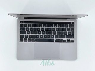 MacBook Pro 13" (2018) Intel Core i5 2.3GHz 4 núcleos - SSD 512Gb - 16GB RAM - Gris Espacial