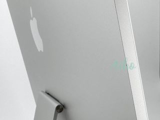 iMac 24″ M1 (2021) - Chip Apple M1 8 CPU/8 GPU núcleos - SSD 256GB - RAM 8GB - Plata