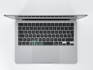 MacBook Air 13" M2 (2022) 8 CPU/8 GPU núcleos - SSD 256Gb - RAM 8Gb - Gris Espacial