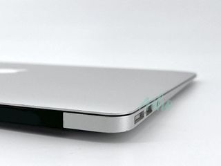 MacBook Air 13" Intel Core i5 1.6GHz 2 núcleos - SSD 256GB - 8GB RAM