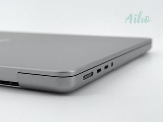 MacBook Pro 14" (2021) M1 MAX 10 CPU/32 GPU núcleos - SSD 512GB - 32GB RAM