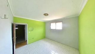 Piso en venta en Ciutat Meridiana en Barcelona