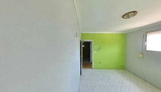 Piso en venta en Ciutat Meridiana en Barcelona