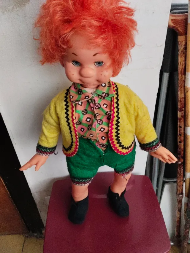Muñeca PITIROLA,antigua