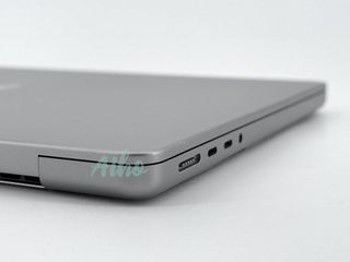 MacBook Pro 14" (2021) M1 PRO 8 CPU/14 GPU núcleos - SSD 512GB - 16GB RAM - Gris Espacial
