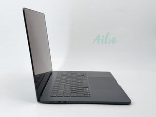 MacBook Air 15" M3 (2024) 8 CPU/10 GPU núcleos - SSD 512GB - 8GB RAM - Azul Medianoche