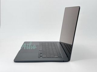 MacBook Air 15" M3 (2024) 8 CPU/10 GPU núcleos - SSD 512GB - 8GB RAM - Azul Medianoche