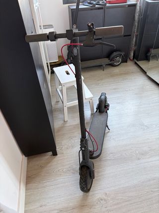 Patinete Xiaomi 4 con DGT