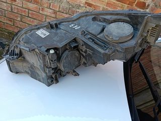 2 faros Delanteros Peugeot 3008 / 5008
