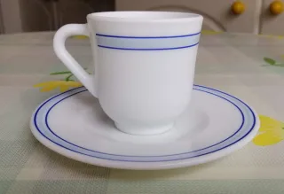 Tazas para café de porcelana con diseño azul