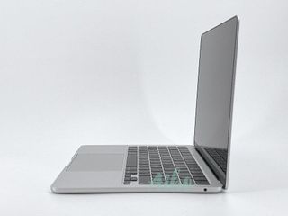 MacBook Air 13" M4 (2025) 10 CPU/8 GPU núcleos - SSD 256GB - 16GB RAM - Plata