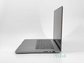 MacBook Pro 16" M1 Max (2021) 10 CPU/32 GPU - SSD 1TB - RAM 32GB - Gris Espacial