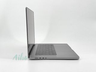 MacBook Pro 16" M1 Max (2021) 10 CPU/32 GPU - SSD 1TB - RAM 32GB - Gris Espacial