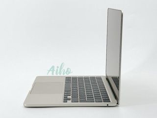 MacBook Air 13" M2 (2022) 8 CPU/8 GPU núcleos - SSD 256Gb - RAM 16Gb - Dorado