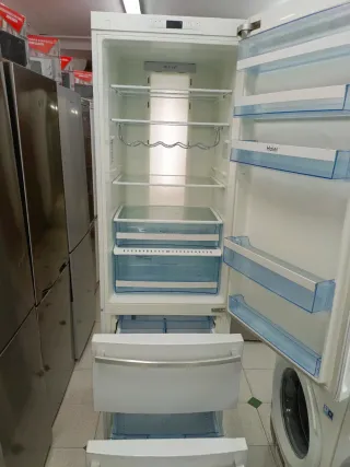 Nevera marca Haier con dos cajones 200/60cm A+