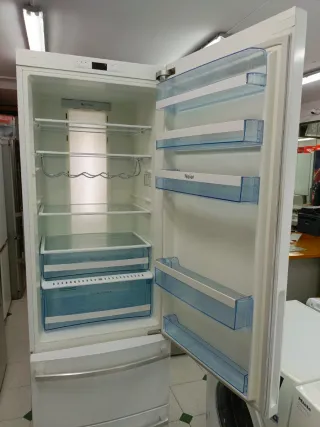 Nevera marca Haier con dos cajones 200/60cm A+