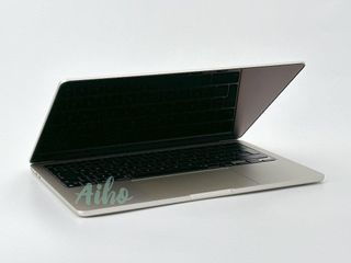 MacBook Air 13" M2 (2022) 8 CPU/8 GPU núcleos - SSD 256Gb - RAM 8GB - Dorado