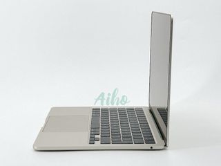 MacBook Air 13" M2 (2022) 8 CPU/8 GPU núcleos - SSD 256Gb - RAM 8GB - Dorado