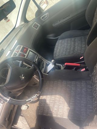 Peugeot 307 2003
