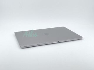 MacBook Pro 15" (2016) Intel Core i7 2.9GHz 4 núcleos - SSD 1TB - RAM 16GB - Gris Espacial