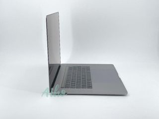 MacBook Pro 15" (2016) Intel Core i7 2.9GHz 4 núcleos - SSD 1TB - RAM 16GB - Gris Espacial