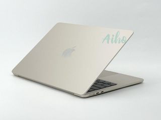 MacBook Air 13" M4 (2025) 10 CPU/10 GPU núcleos - SSD 512GB - 16GB RAM - Dorado
