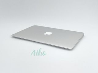 MacBook Air 11" Intel Core i7 1.7GHz 2 núcleos - SSD 128GB - RAM 4Gb