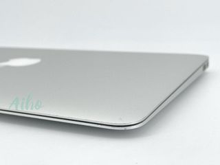 MacBook Air 11" Intel Core i7 1.7GHz 2 núcleos - SSD 128GB - RAM 4Gb