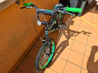 Bicicleta BMX Street Neon