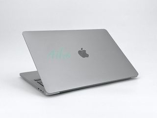 MacBook Pro 13" (2020) Intel Core i5 2.0GHz 4 núcleos - Disco 512Gb SSD - RAM 16Gb