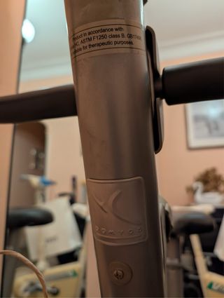 Bicicleta Estática Gris y Negra