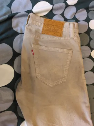 Pantalón Levi's 511 Beige w29L32