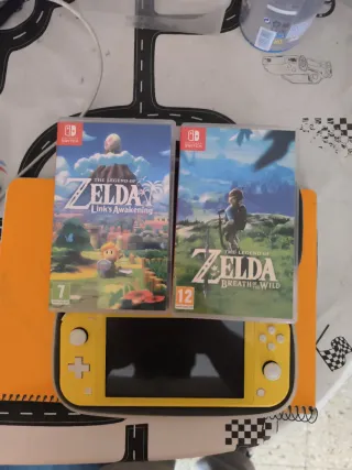Nintendo Switch Lite Amarilla + 2 Juegos Zelda