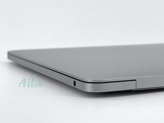 MacBook Pro 13" (2017) Intel Core i5 2.3GHz 2 núcleos - SSD 128GB SSD - 8GB RAM - Gris Espacial