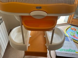 Trona y bañera para bebé