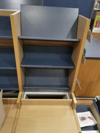 Estanterías modulares de madera.Distintas medidas.